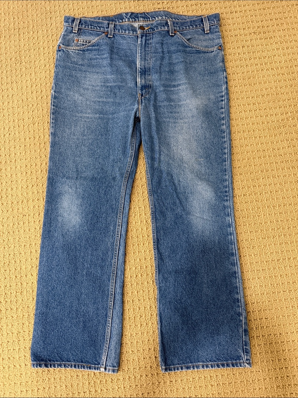Levi's Men's Medium Blue bootcut Jeans